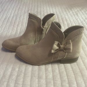 SO Girls Boots
